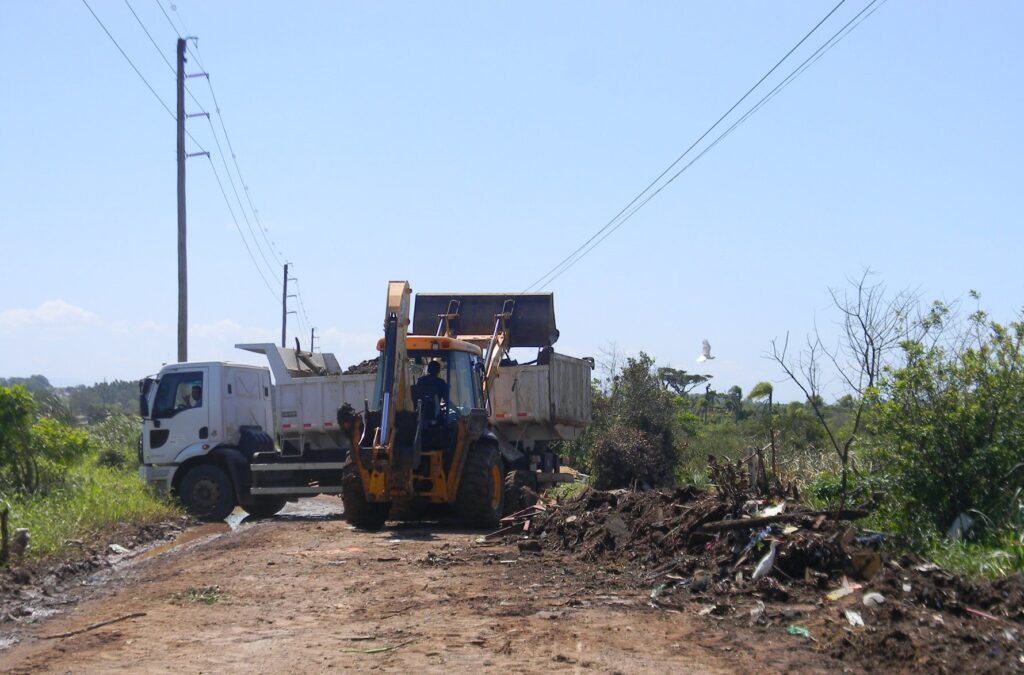 2610 LIXO TORRES ESTRADA 4
