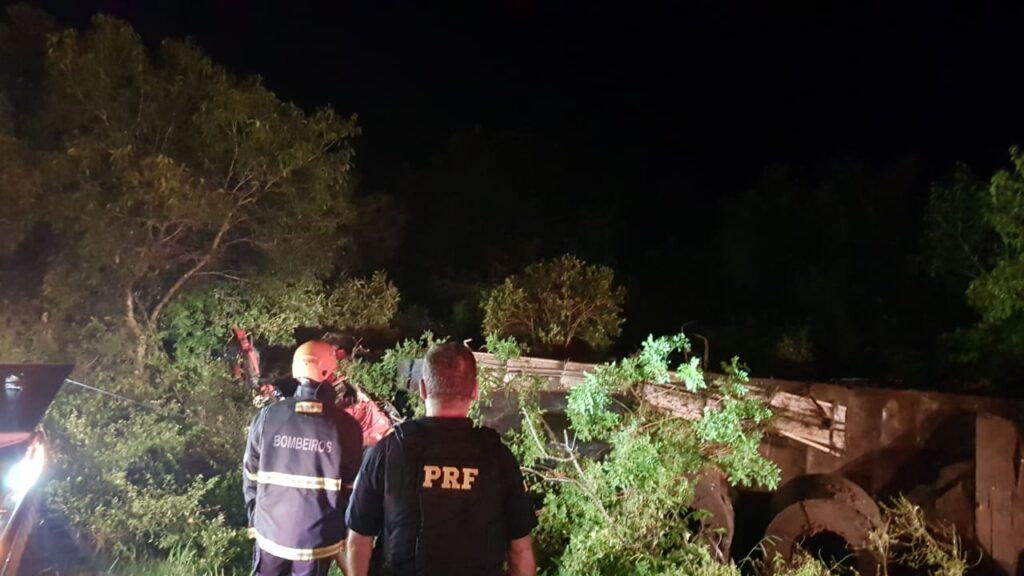 050419 MORTE CAMINHONEIRO FREEWAY 2