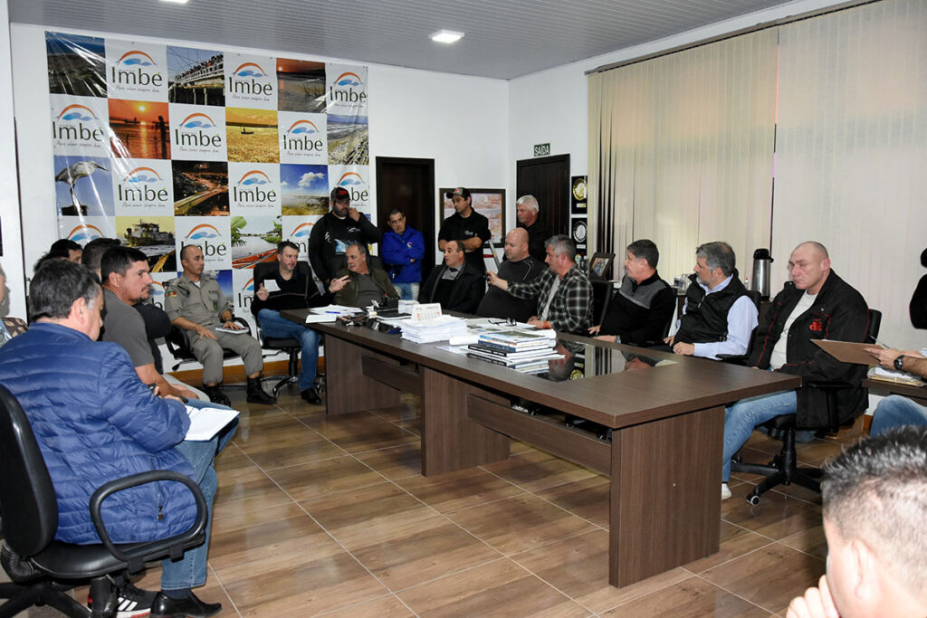 070819 Reunião pesca de arrasto 2 - foto Ivan de Andrade (1)