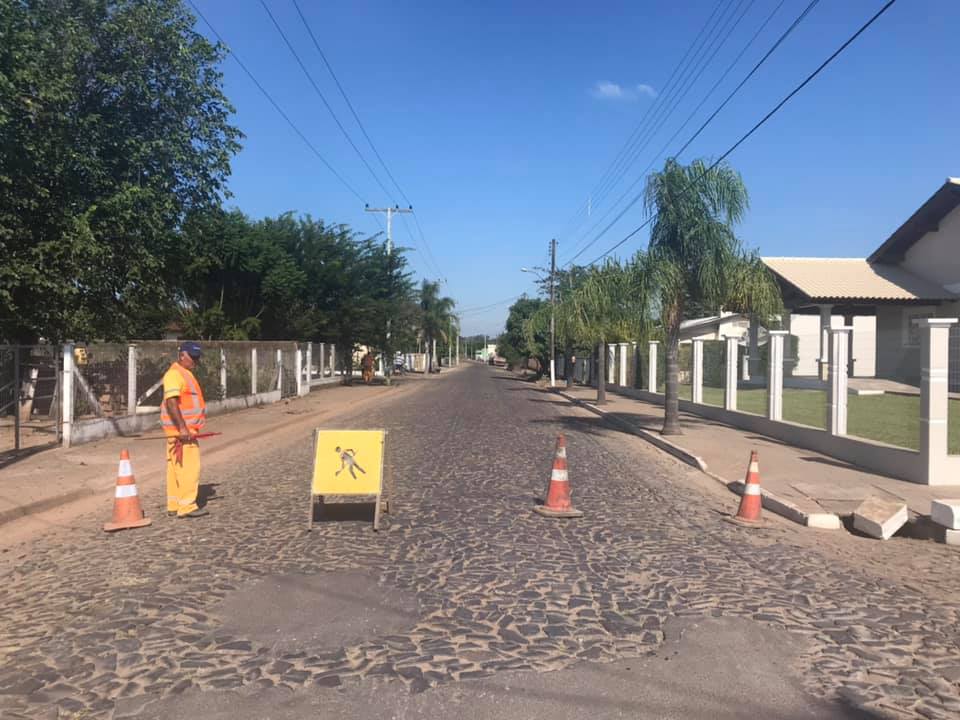 020419 OBRAS ASFALTO RUA SAP