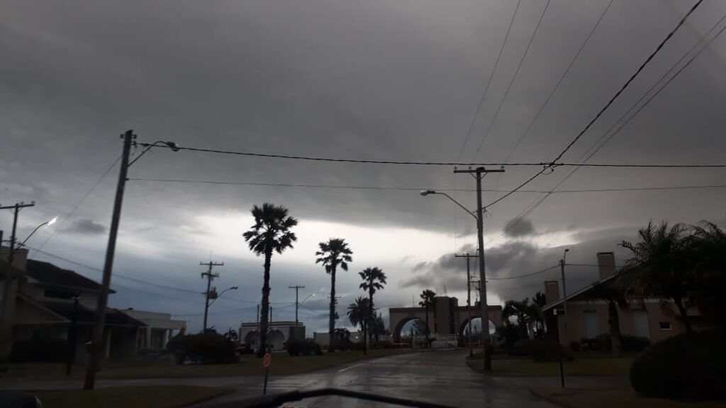 030920 TEMPO CHUVA NUBLADO FRIO 2