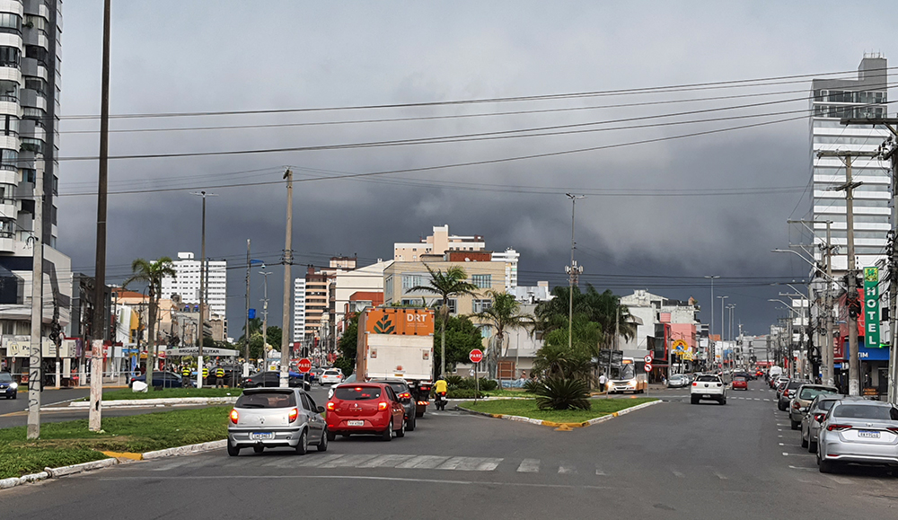 040323 TEMPORAL NUVENS CHUVA TEMPO 6