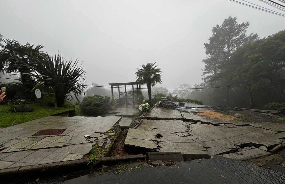 231123 PRÉDIO DESABA GRAMADO Bruno Stoltz Prefeitura de Gramado 2