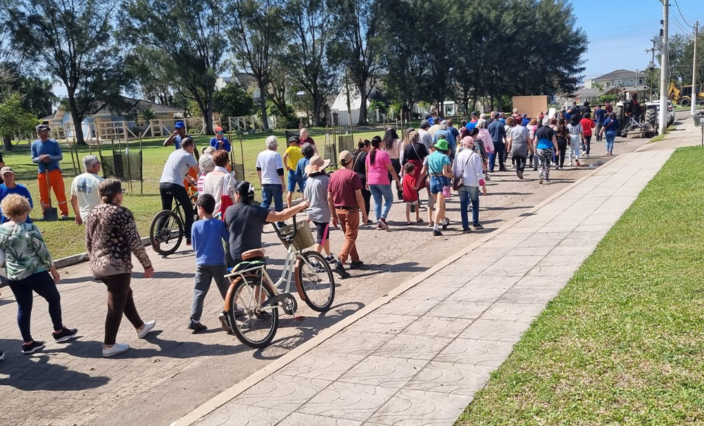 160924 PROTESTO ESGOTO CORSAN RIO TRAMANDAÍ 2