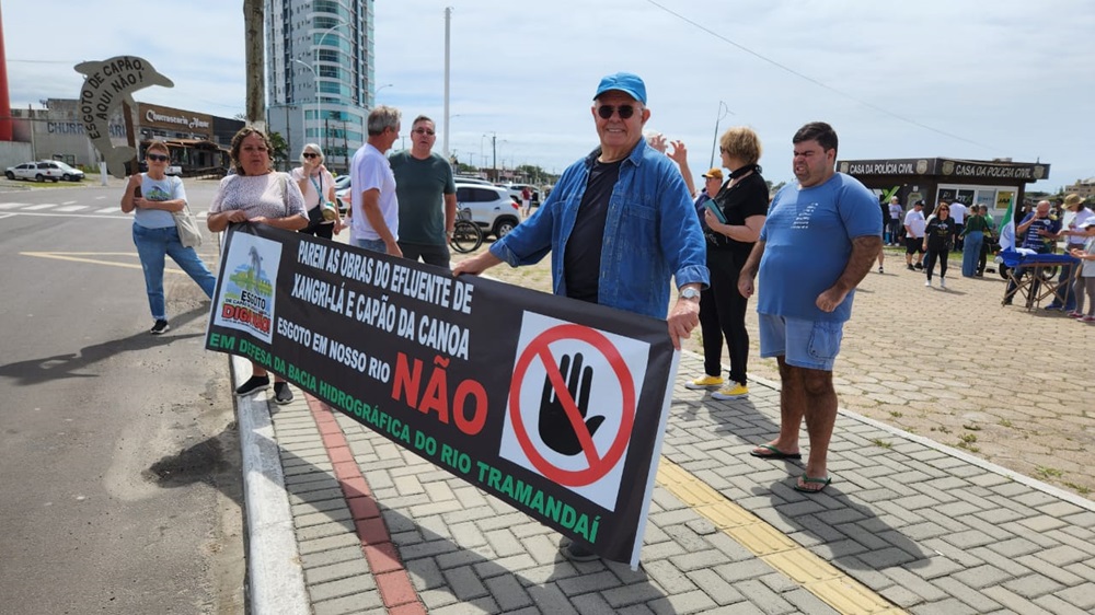 19102024 PROTESTO OBRAS ESGOTO RIO TRAMANDAÍ (3)